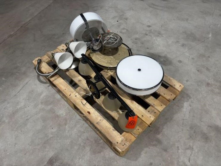 qty-of-(5)-asst'd-light-fixtures-&-stainless-steel-image-2