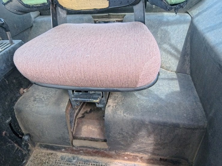 john-deere-4430-image-34