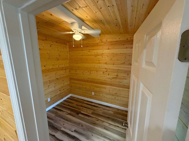 (new)-2026-10x40-2-bed/1-bath-trailer-mounted-tiny-home-image-40