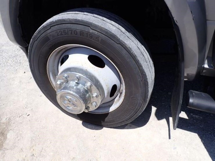 2022-dodge-ram-5500-image-92