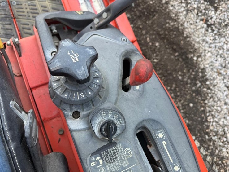 2019-kubota-zd1211-image-18