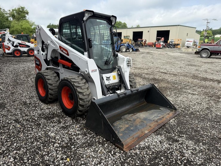 2024-bobcat-s650-image-6