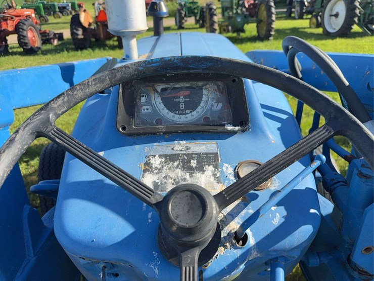 ford-tractor-image-17