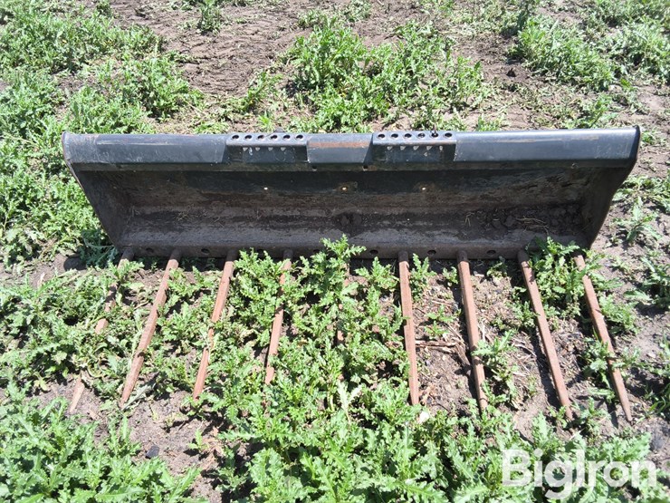 bobcat-60-utility-fork-bucket-image-2