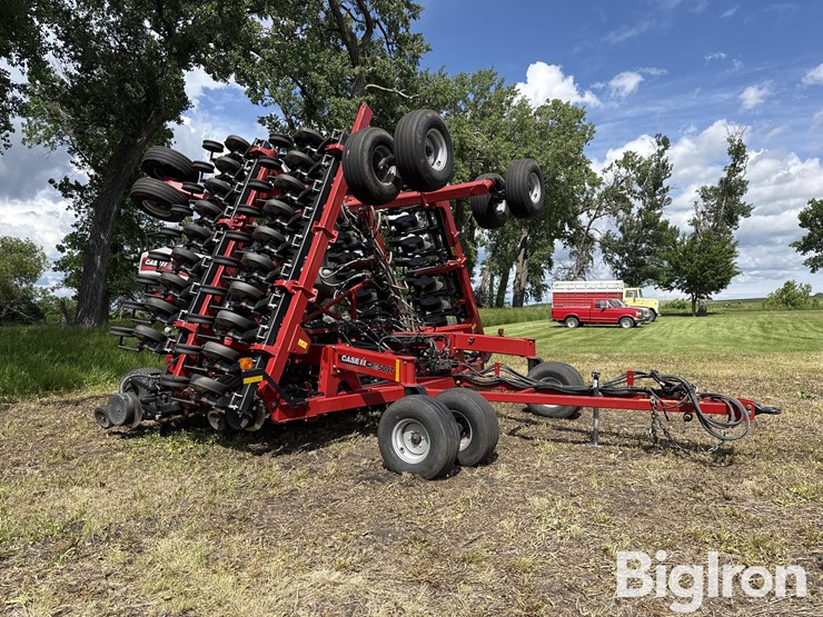 2015-case-ih-2015-image-3