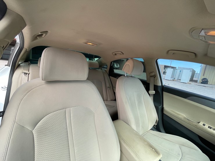 #160-•-2015-hyundai-sonata-(clean-tx-title)-image-110