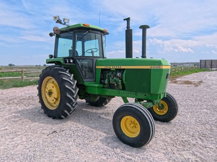 john-deere-4430-image-7