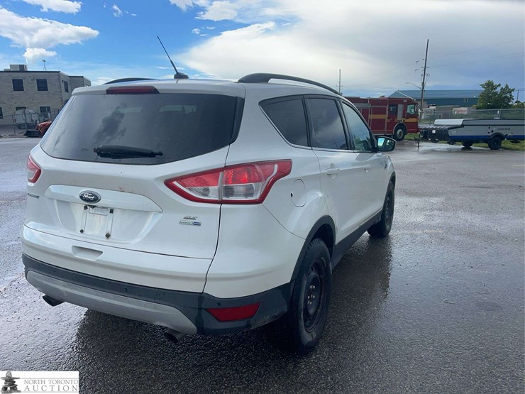 2014-ford-escape-image-5