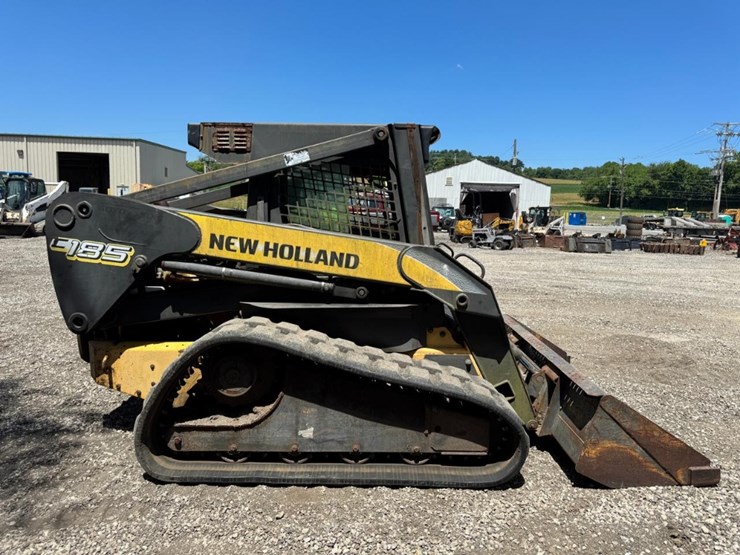 new-holland-c185-image-7