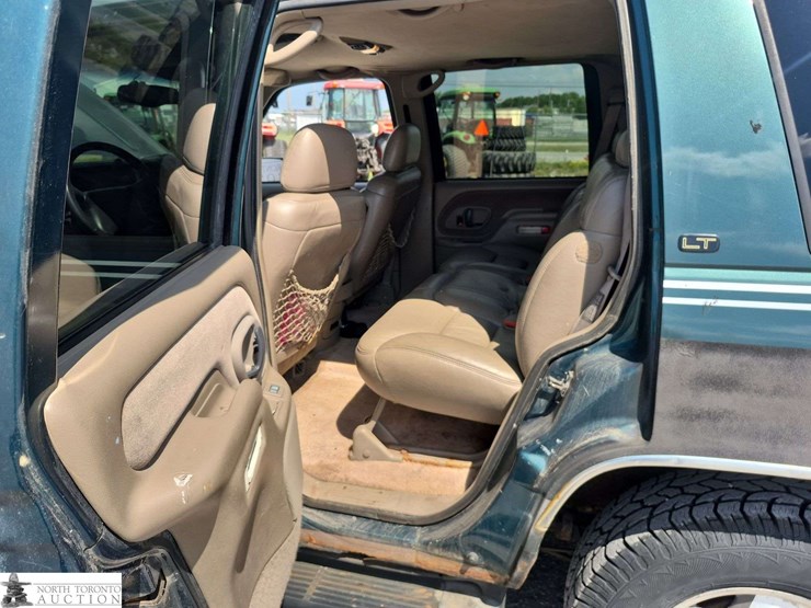 1997-chevrolet-tahoe-image-23