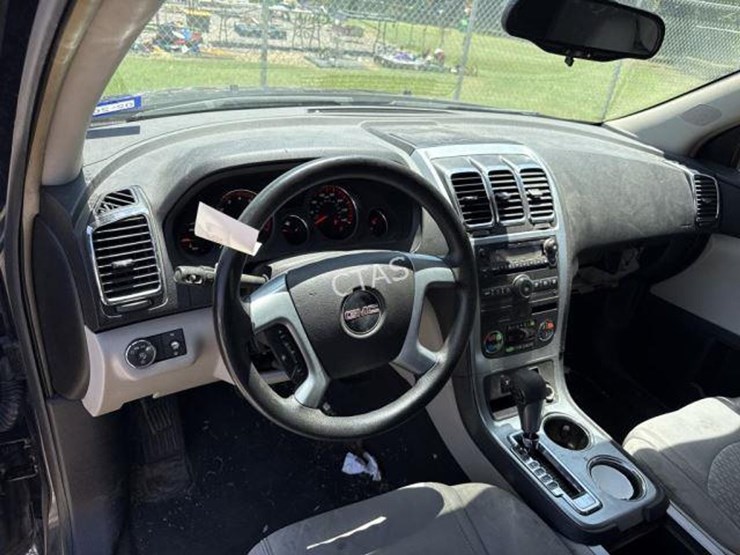 2007-gmc-acadia-image-11