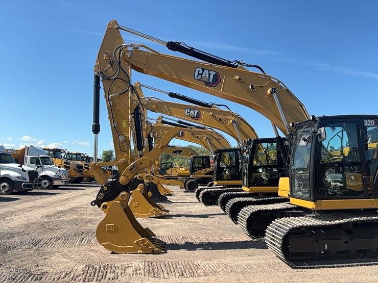 caterpillar-320gc-image-17