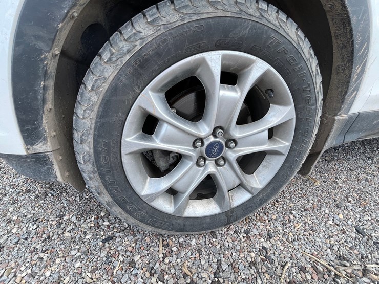 2016-ford-escape-image-27