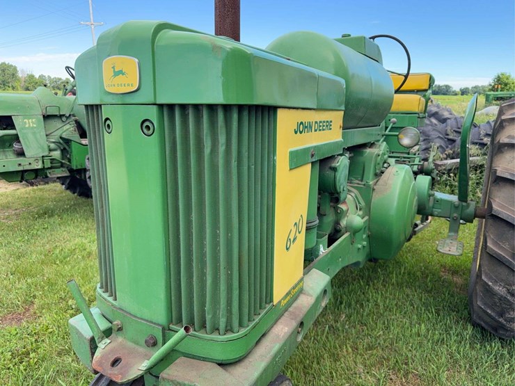 john-deere-620-image-23