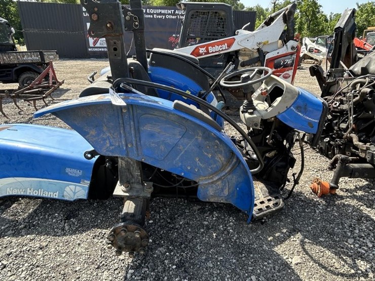 new-holland-t4030-image-4