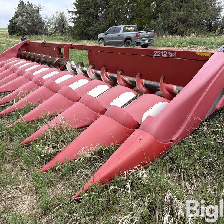 2005 CASE IH 2212
