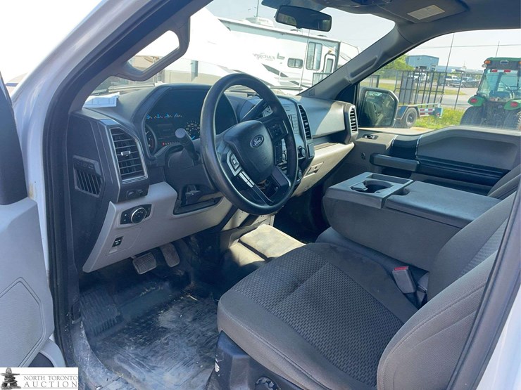 2017-ford-f150-image-11