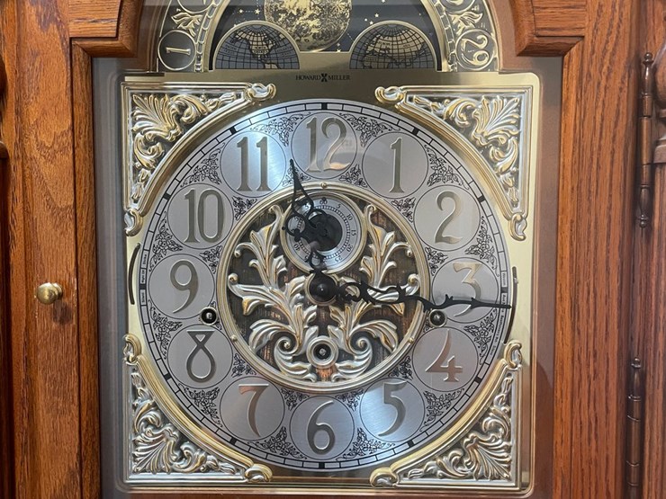 #250-•-howard-miller-grandfather-clock-(offsite-in-las-cruces)-image-3