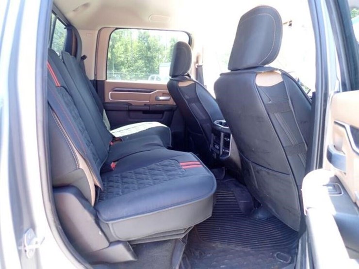 2022-dodge-ram-5500-image-49