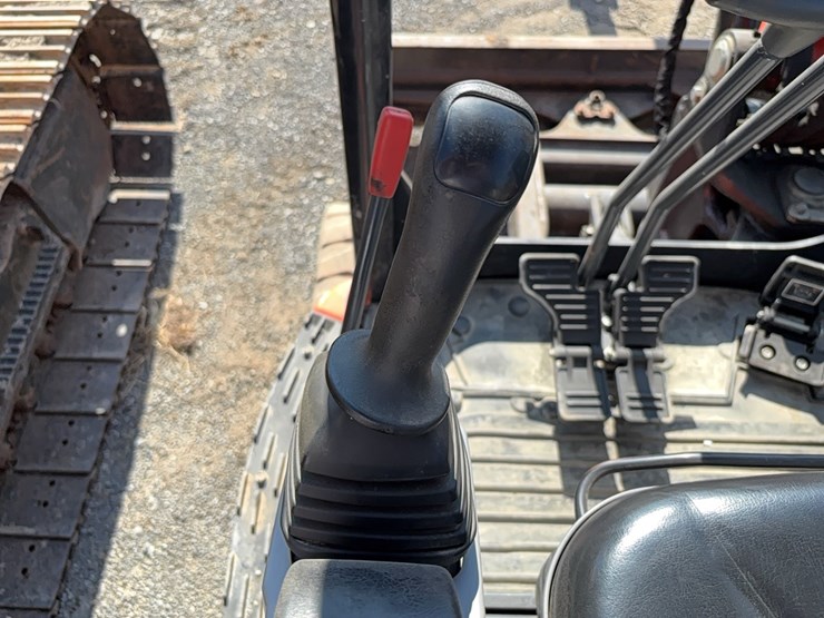 kubota-kx040-4-image-24