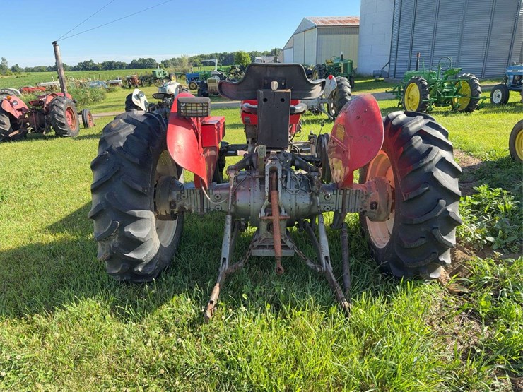 massey-ferguson-235-image-5