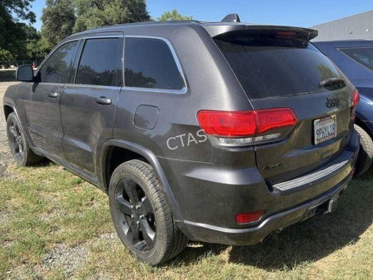 2015-jeep-grand-cherokee-image-8