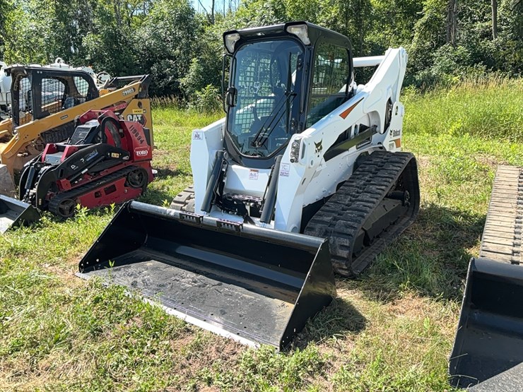 2019-bobcat-t870-image-1