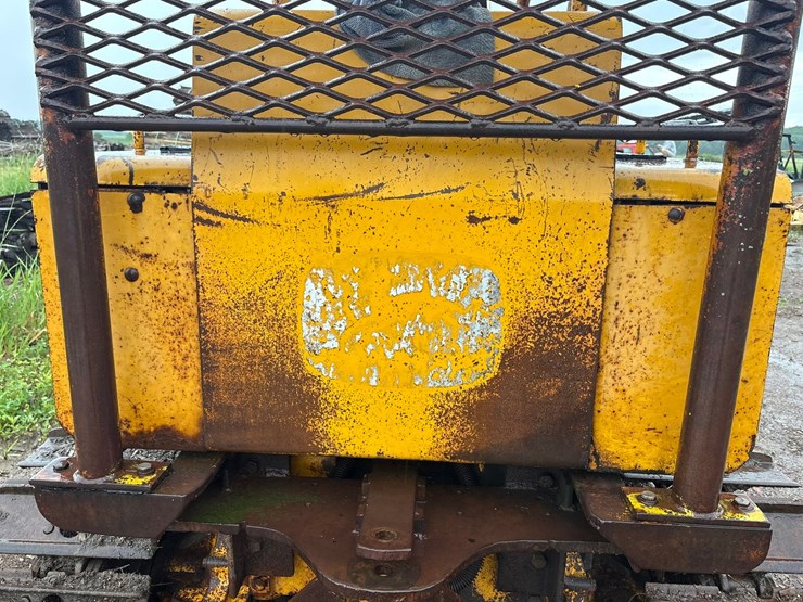 john-deere-350-image-11