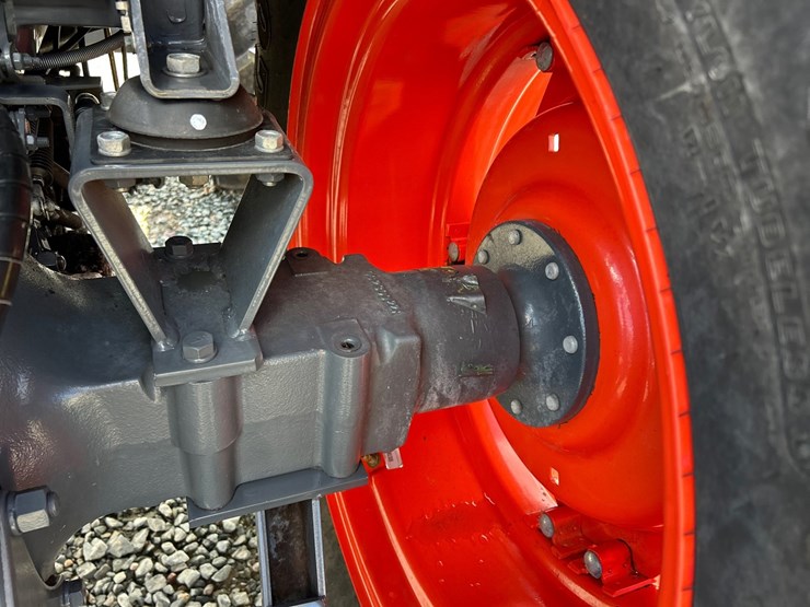 kubota-m5-111d-image-48