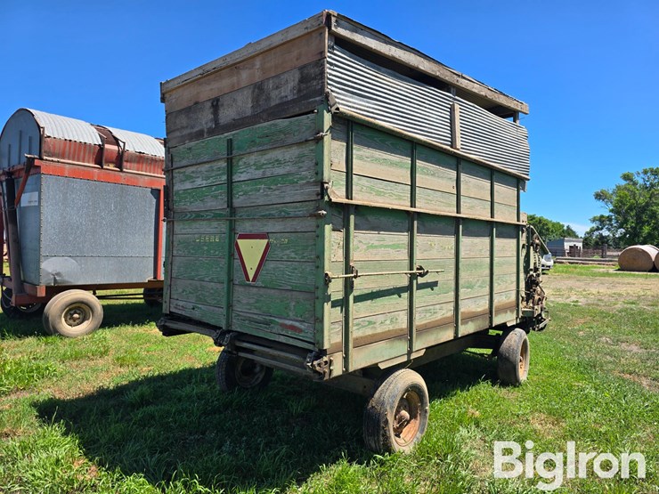 john-deere-112-image-5