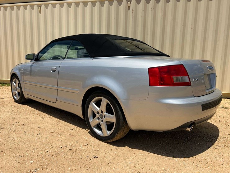 2004-audi-a4-convertable-(86,623-miles)-image-2