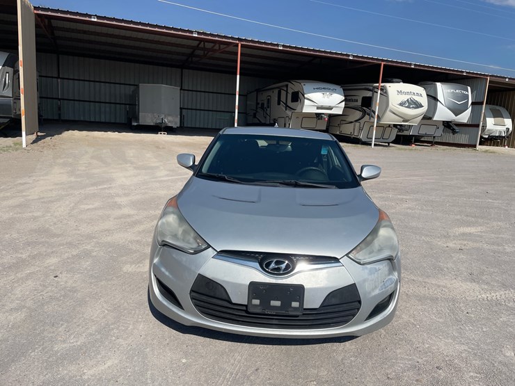 #154-•-2013-hyundai-veloster-(nm-title-in-delay)-image-2