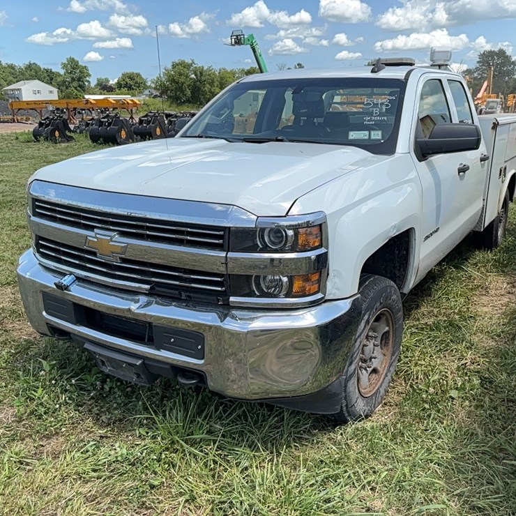 2016 CHEVROLET 2500