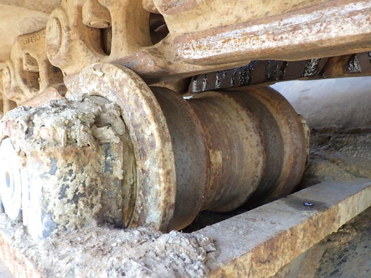 caterpillar-325l-image-11
