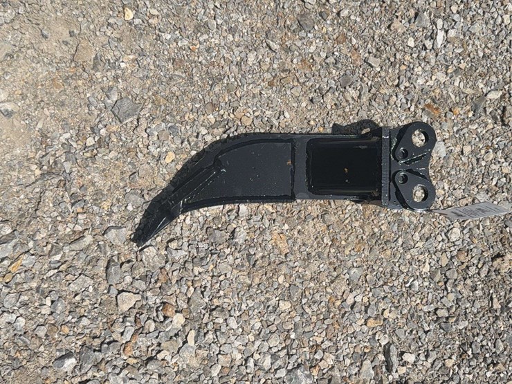 mini-excavator-ripper-attachment-image-3