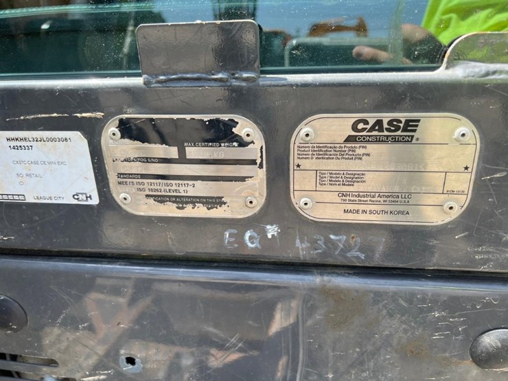 2020-case-cx37c-image-16