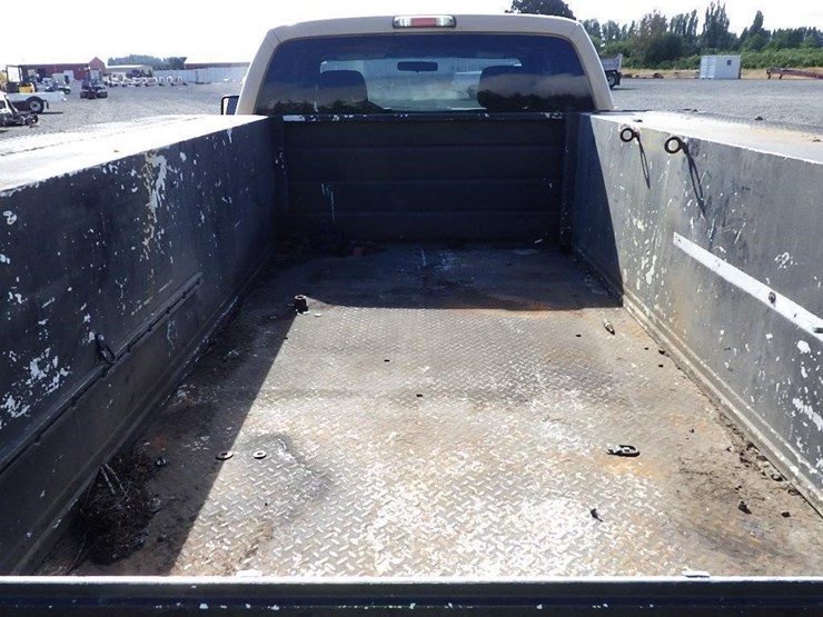 2012-ford-f550-image-19