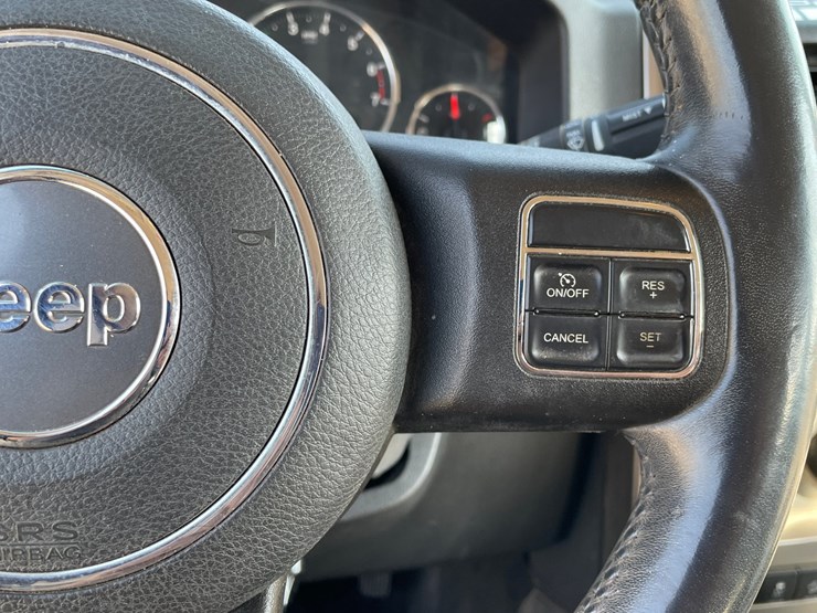 2012-jeep-liberty-image-81