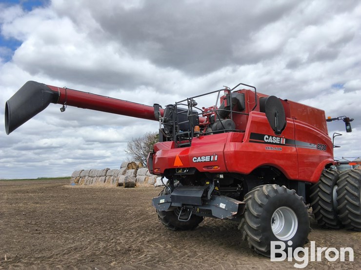2013-case-ih-8230-image-5
