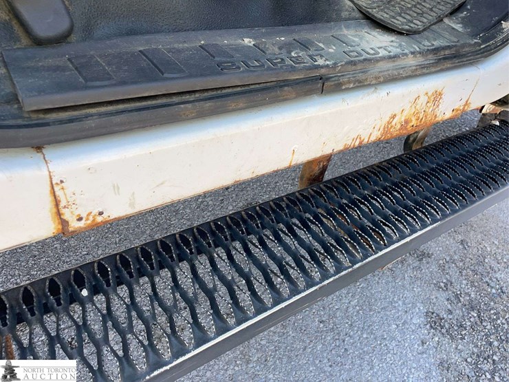2015-ford-f350-image-35