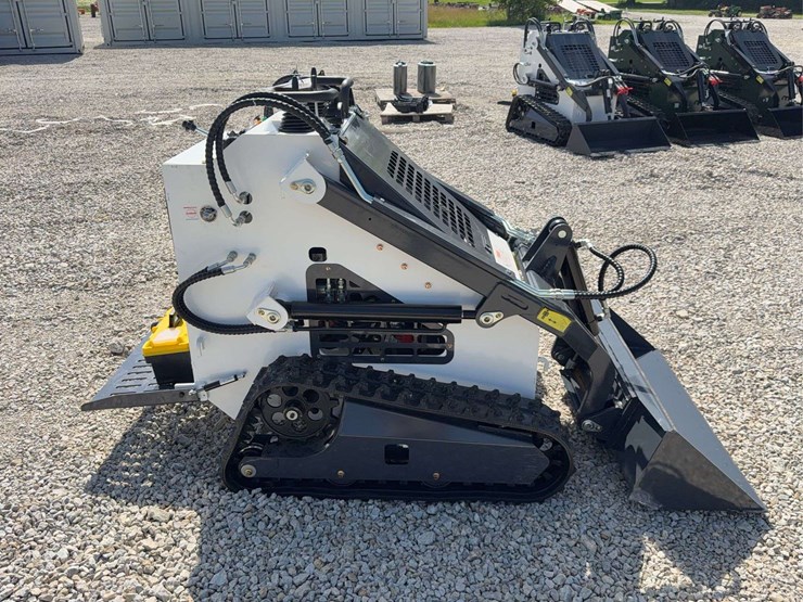 2026-zjg-zj-380-tracked-mini-skid-steer-loader-image-7