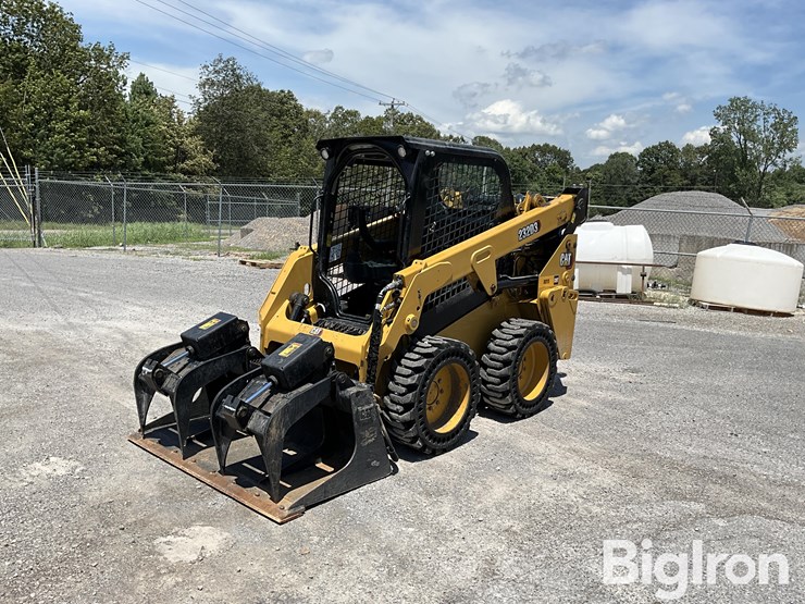 2023-caterpillar-232d3-image-1