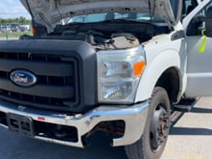 2015-ford-f350-image-9