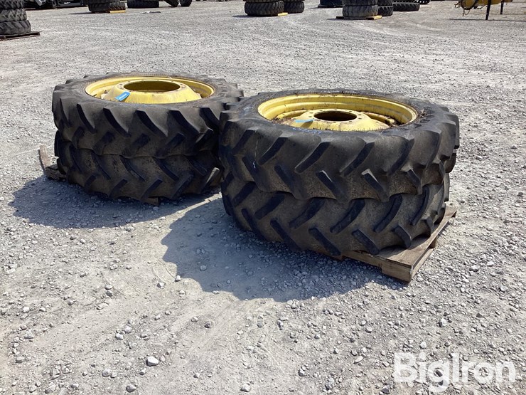 john-deere-8370r-image-1
