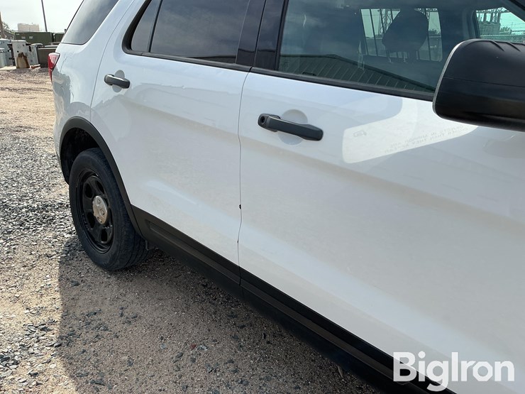 2016-ford-explorer-police-interceptor-image-12
