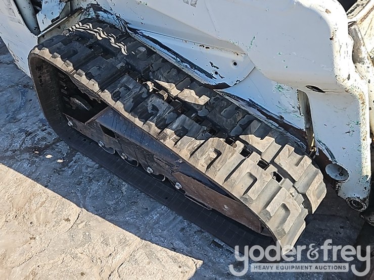 2021-bobcat-t64-image-11