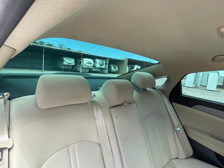#160-•-2015-hyundai-sonata-(clean-tx-title)-image-119