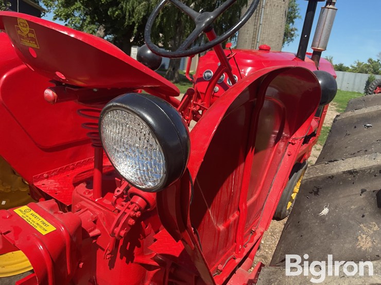 massey-ferguson-44-image-11