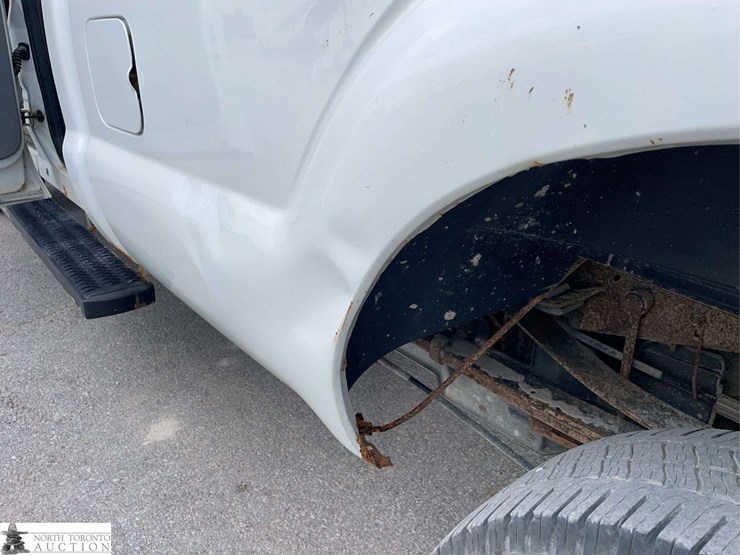 2015-ford-f350-image-39