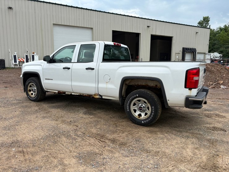 2016-gmc-1500-image-3